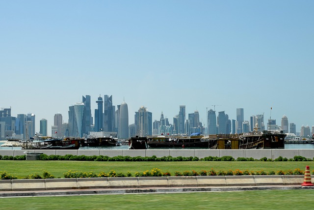 Bayquiet Doha Havens for Modern Lines and Gulf-Edge Warmth