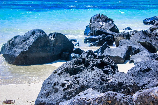 Lagoonkiss Mauritius Retreats with Honeymoon Light and Tropical Elegance