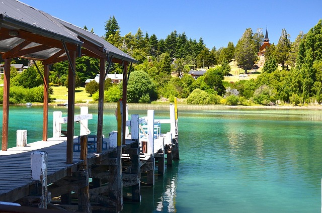 Snowlake Bariloche Stays for Alpine Beauty and Reflective Calm