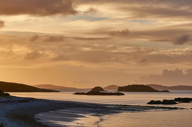 Stormgrass Irish Retreats for Atlantic Mood and Fireside Warmth